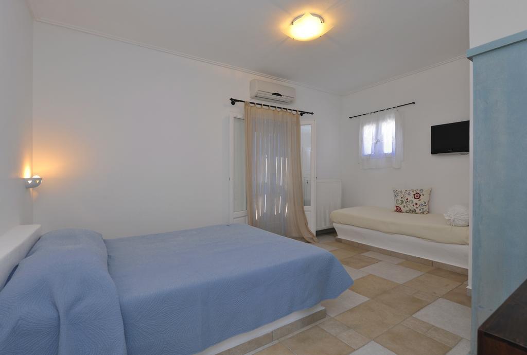 Degaetas Resort Antiparos Town Quarto foto